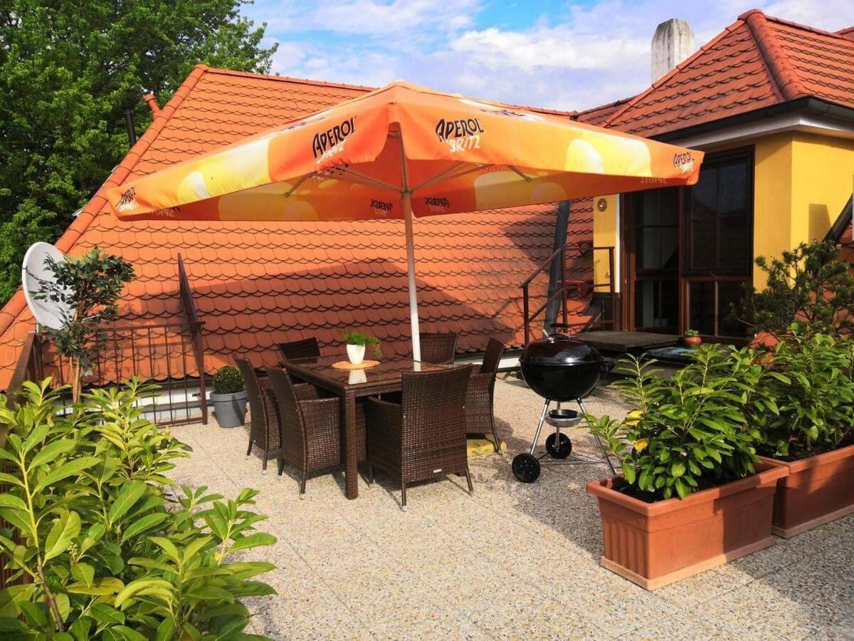 Ferienwohnung Historicky Dum U Lazni Třeboň Exterior foto