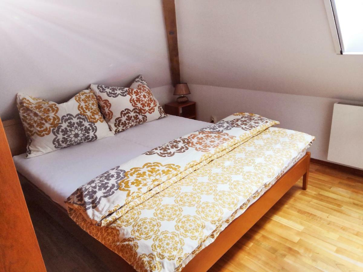 Ferienwohnung Historicky Dum U Lazni Třeboň Exterior foto
