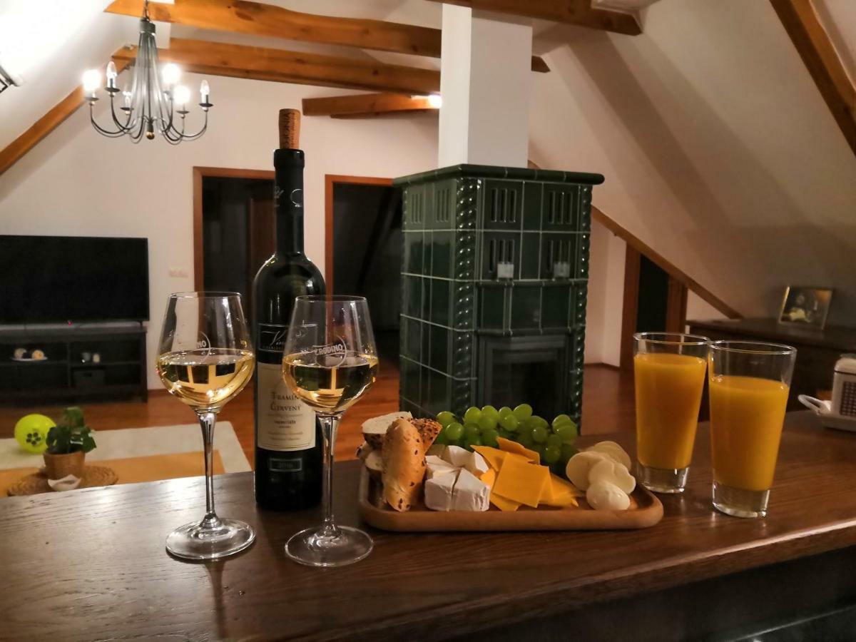 Ferienwohnung Historicky Dum U Lazni Třeboň Exterior foto