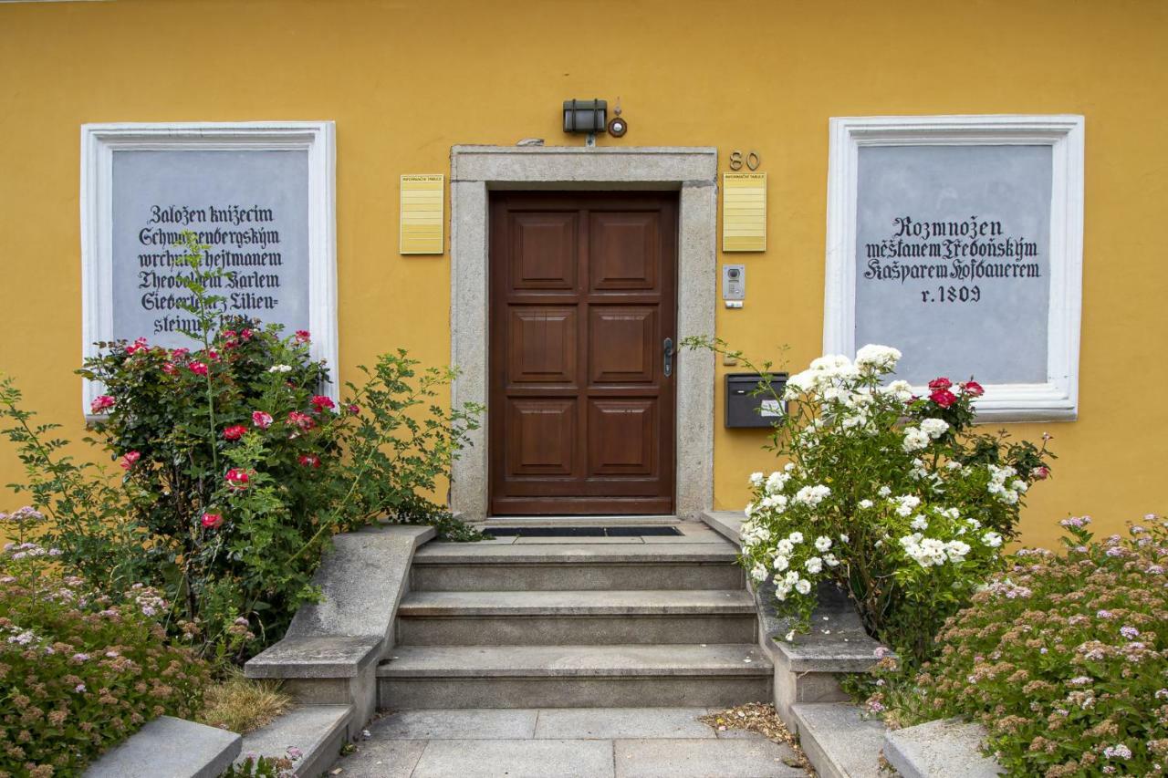 Ferienwohnung Historicky Dum U Lazni Třeboň Exterior foto