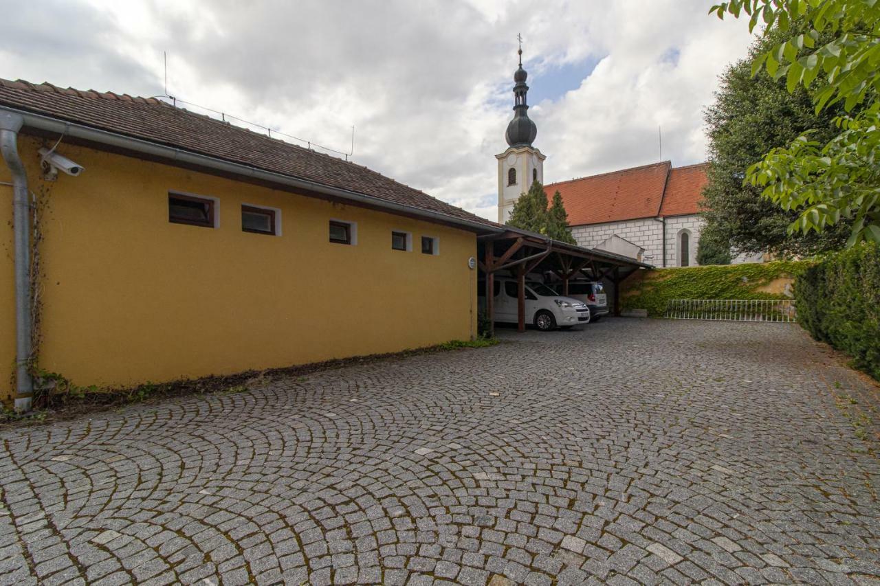 Ferienwohnung Historicky Dum U Lazni Třeboň Exterior foto